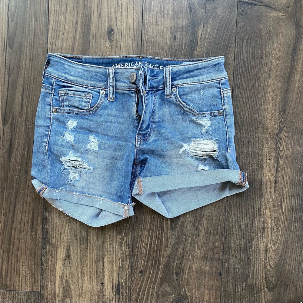 American Eagle Distressed Midi Short